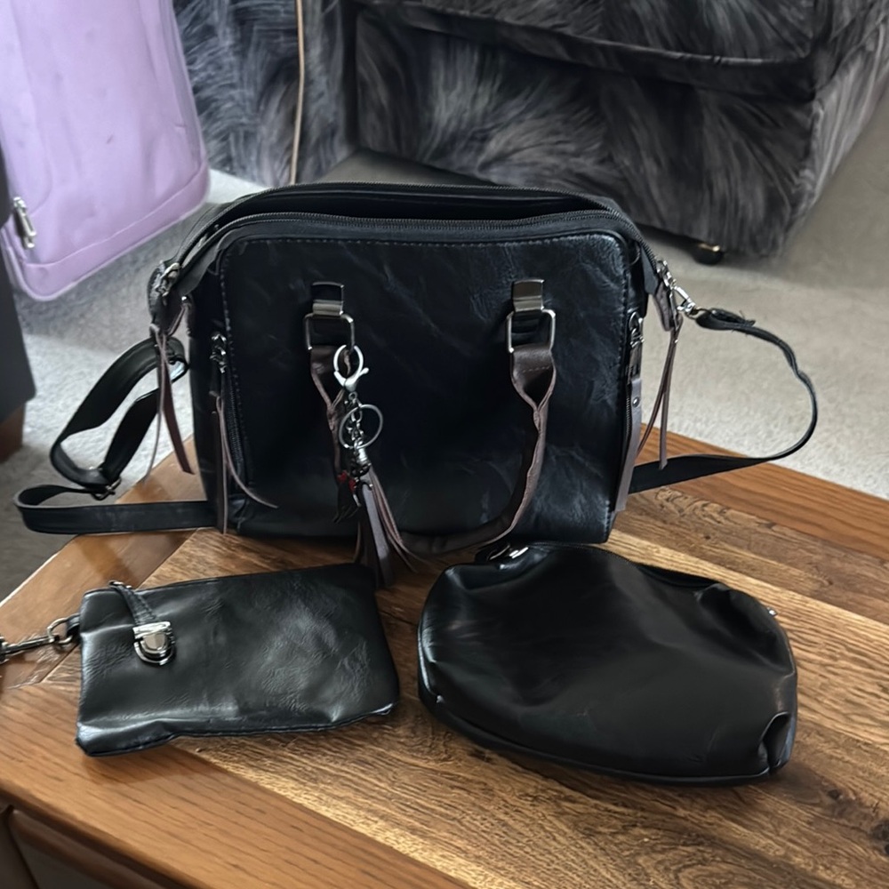 Sleek Black / brown purse set
